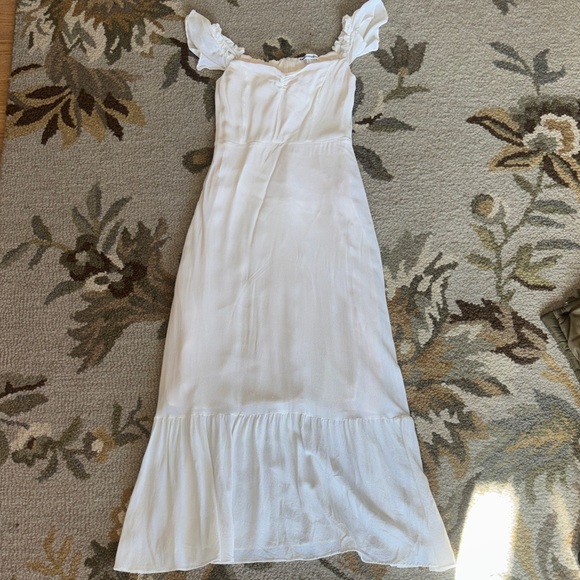 Reformation Butterfly dress 🌞 - Picture 5 of 8